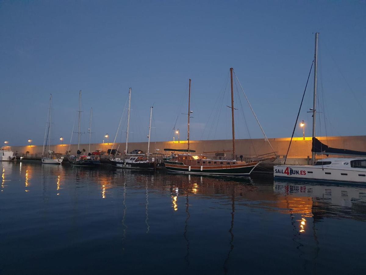 מלון סירקוזה Goktuga Boat&Breakfast מראה חיצוני תמונה